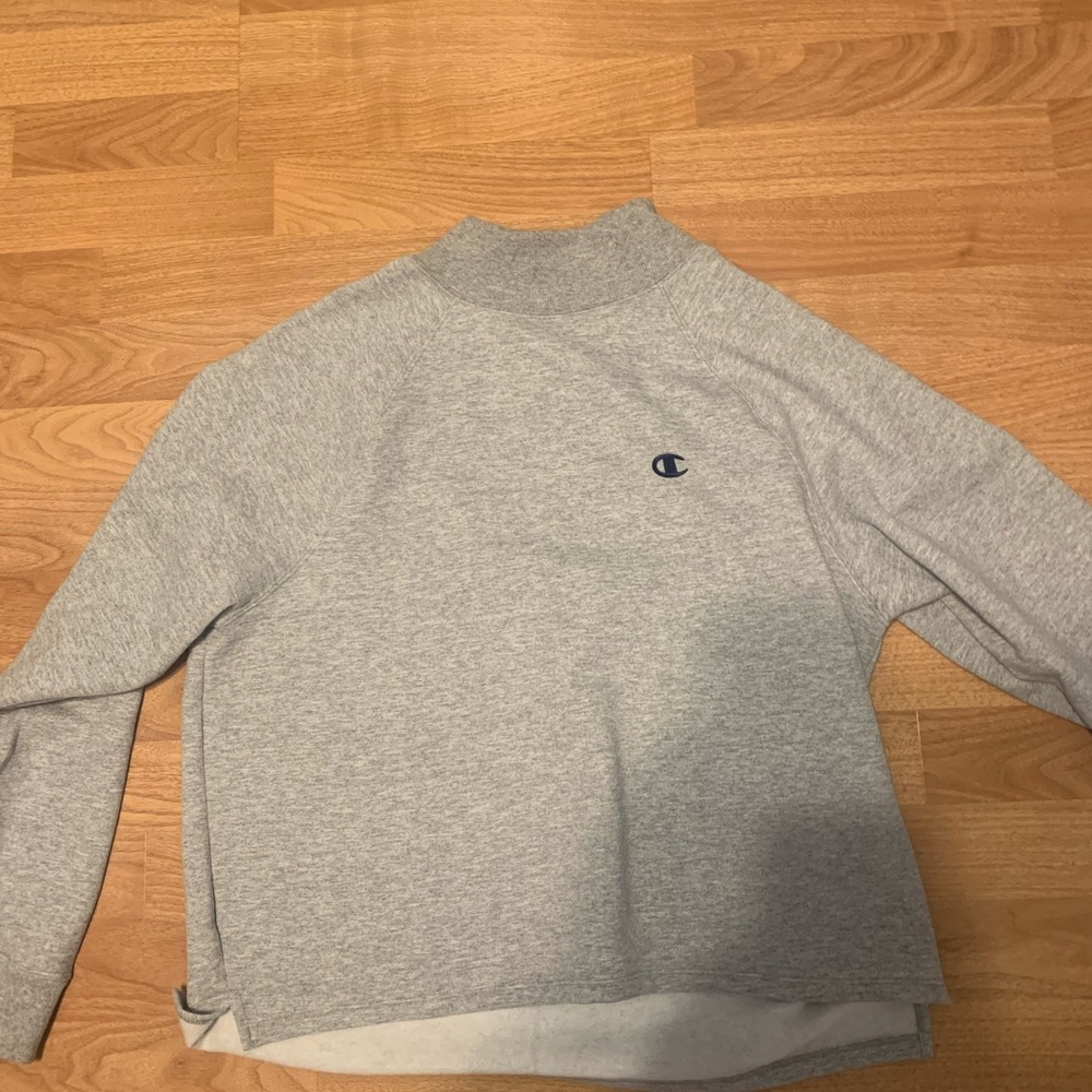 NEW CHAMPION MOCK NECK SWEATER GRAY NEVER WORN